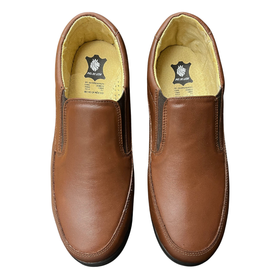 ZAPATO SENDERO Mocasín Café