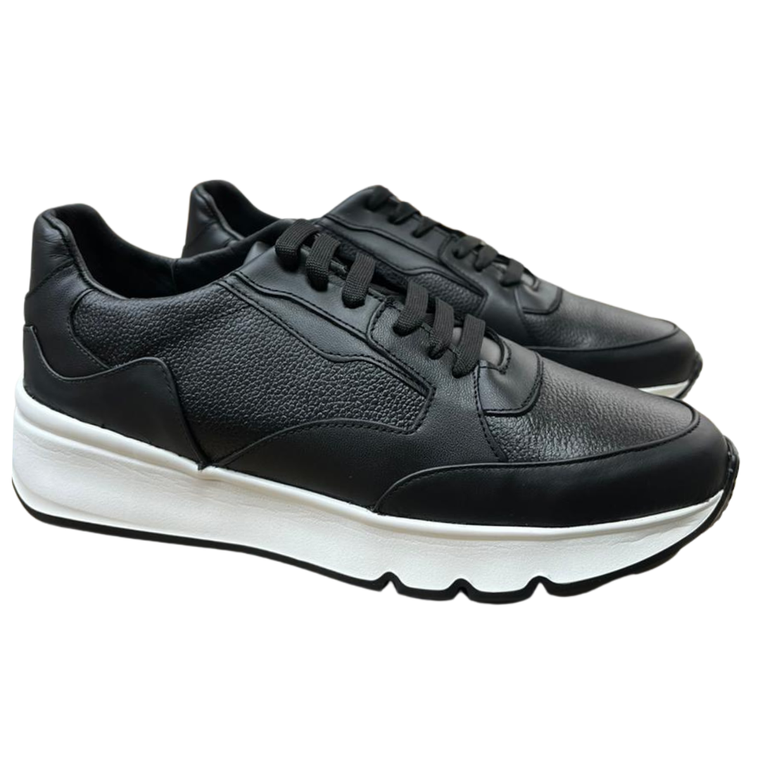 TENIS LEÓN Negro